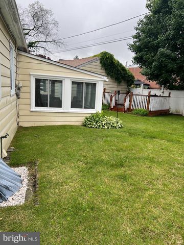 2201 LOTT AVENUE, Philadelphia, PA 19115