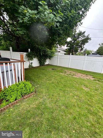 2201 LOTT AVENUE, Philadelphia, PA 19115