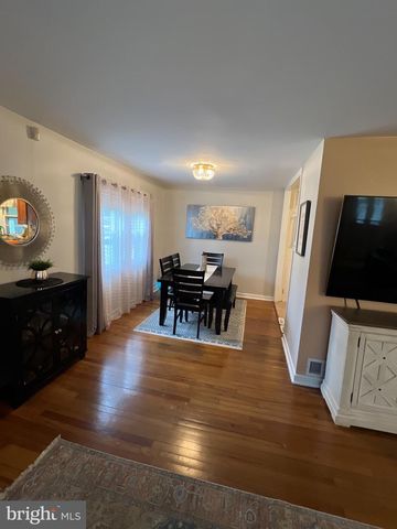 2201 LOTT AVENUE, Philadelphia, PA 19115