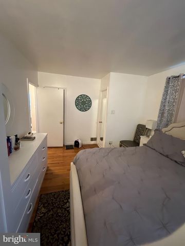 2201 LOTT AVENUE, Philadelphia, PA 19115
