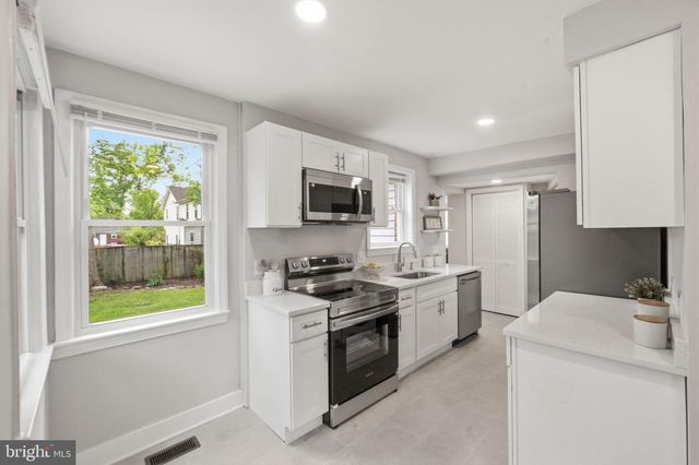 5007 CHEYENNE PL, College Park, MD 20740