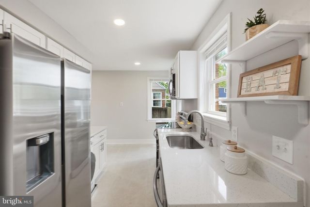 5007 CHEYENNE PL, College Park, MD 20740