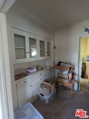 1230 Dorothy Drive, Glendale, CA 91202