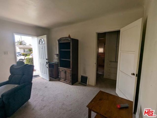 1230 Dorothy Drive, Glendale, CA 91202