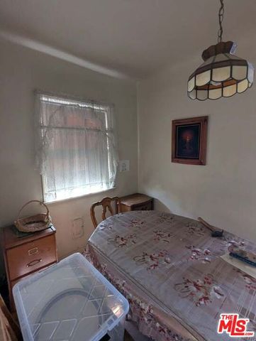 1230 Dorothy Drive, Glendale, CA 91202