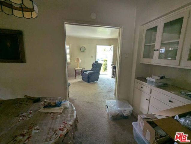 1230 Dorothy Drive, Glendale, CA 91202