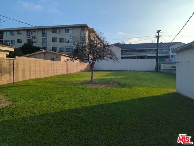 1230 Dorothy Drive, Glendale, CA 91202