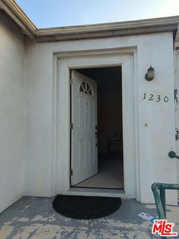 1230 Dorothy Drive, Glendale, CA 91202