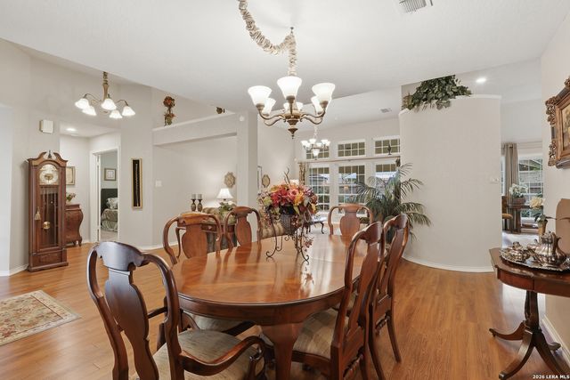2307 Oakline, San Antonio, TX 78232