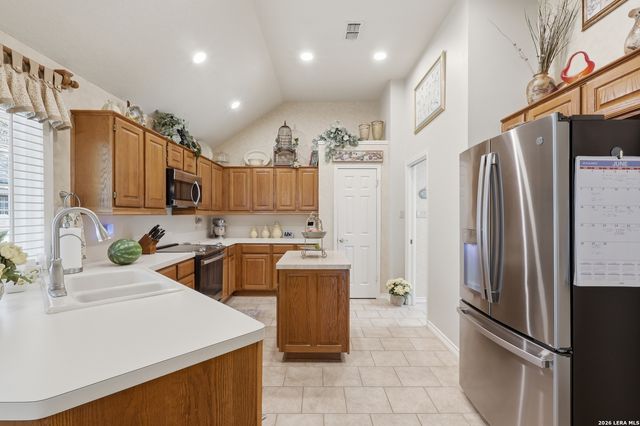 2307 Oakline, San Antonio, TX 78232
