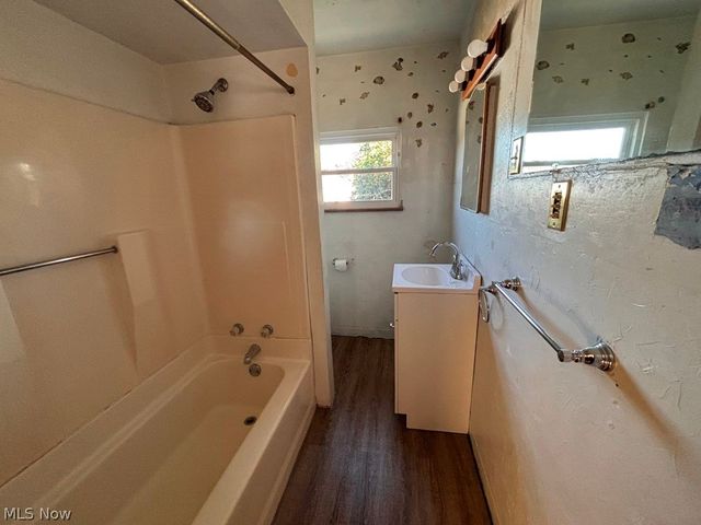 529 Railroad Street, Chester, WV 26034