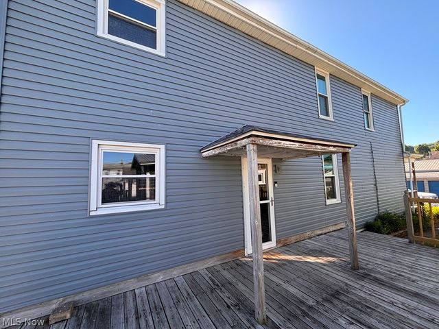 529 Railroad Street, Chester, WV 26034