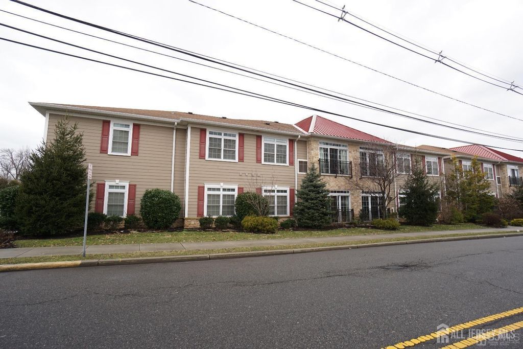 475 Avenel Street 102, Avenel, NJ 07001
