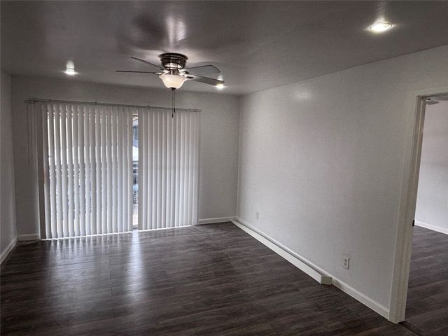 4300 Congress Avenue 206, Dallas, TX 75219