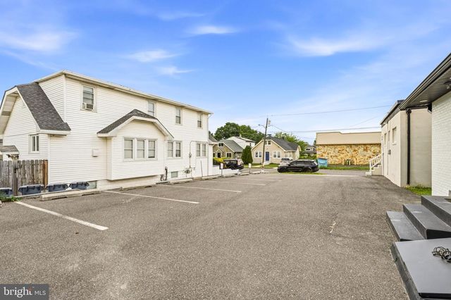 513 N BLACK HORSE PIKE, Runnemede, NJ 08078