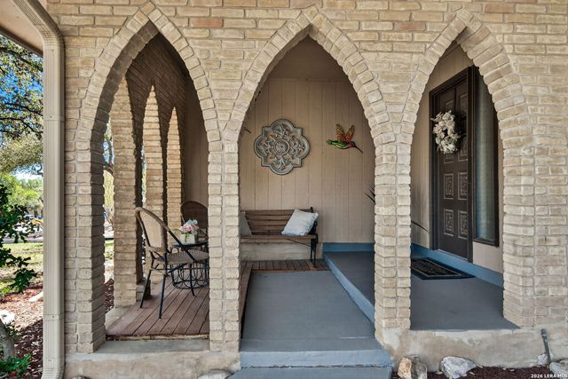 2010 Broken Oak, San Antonio, TX 78232