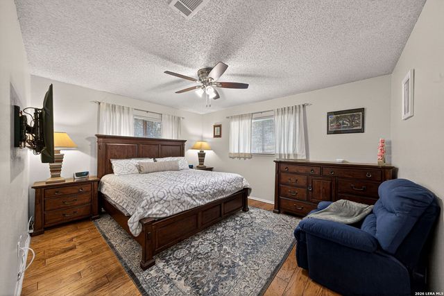 2010 Broken Oak, San Antonio, TX 78232