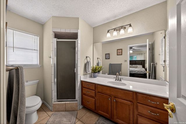 2010 Broken Oak, San Antonio, TX 78232