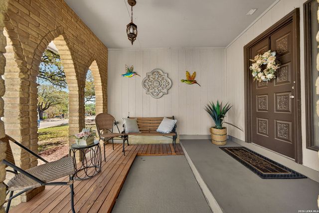 2010 Broken Oak, San Antonio, TX 78232