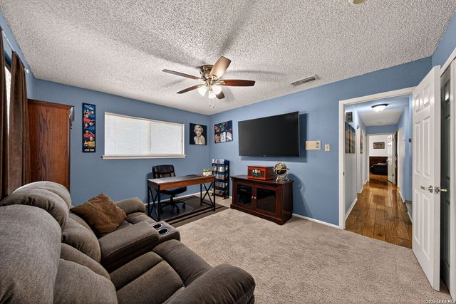 2010 Broken Oak, San Antonio, TX 78232