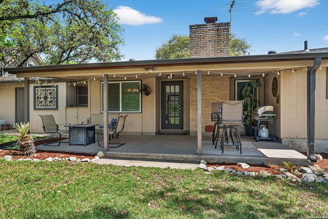 2010 Broken Oak, San Antonio, TX 78232