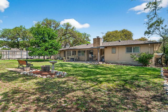 2010 Broken Oak, San Antonio, TX 78232