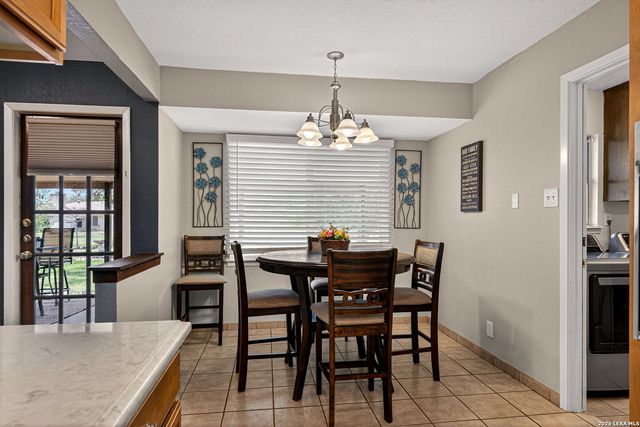 2010 Broken Oak, San Antonio, TX 78232