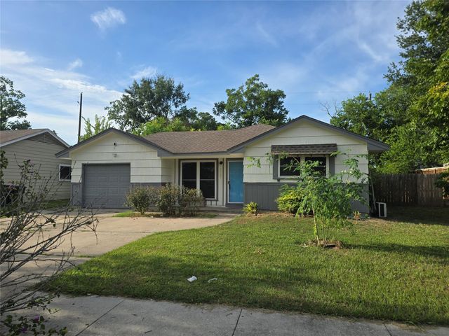 7127 Willowtex Drive, Houston, TX 77396