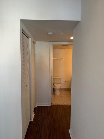 4195 N Haverhill Road 319, West Palm Beach, FL 33417