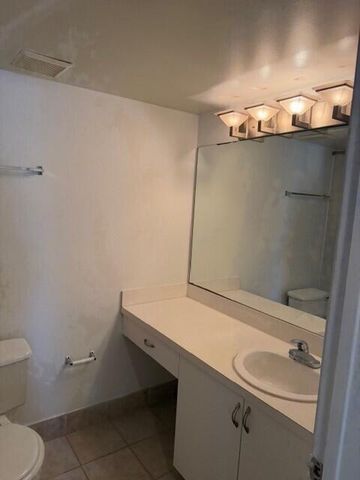 4195 N Haverhill Road 319, West Palm Beach, FL 33417