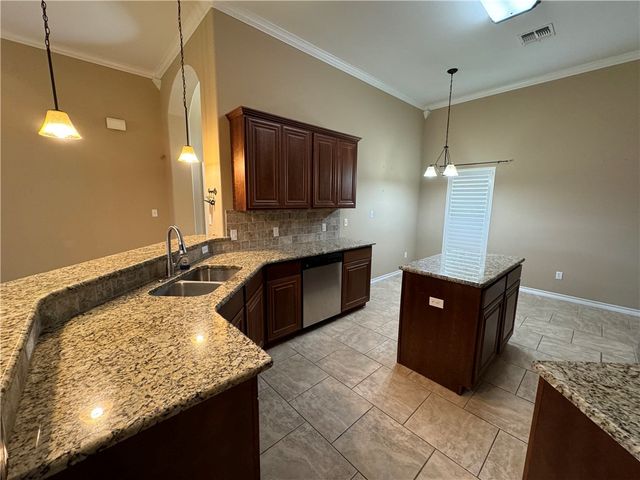 8213 Azimuth Ct, Corpus Christi, TX 78414