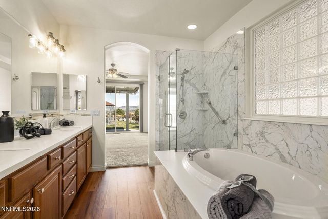 2840 Falcon Ridge Drive, Sparks, NV 89436