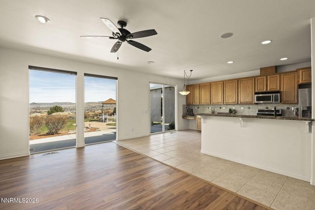 2840 Falcon Ridge Drive, Sparks, NV 89436