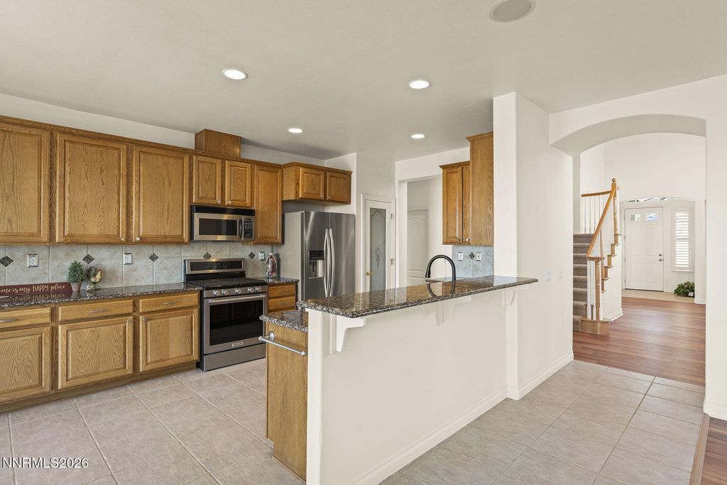 Image 10 of property listing at 2840 Falcon Ridge Drive, Sparks, NV 89436