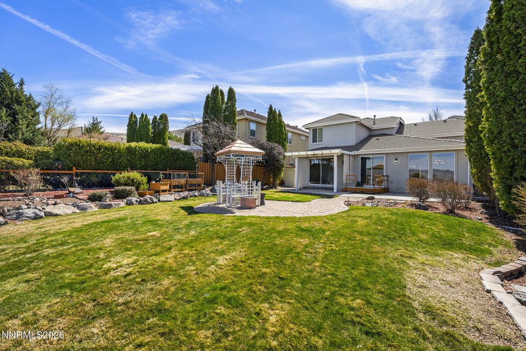 Image 31 of property listing at 2840 Falcon Ridge Drive, Sparks, NV 89436