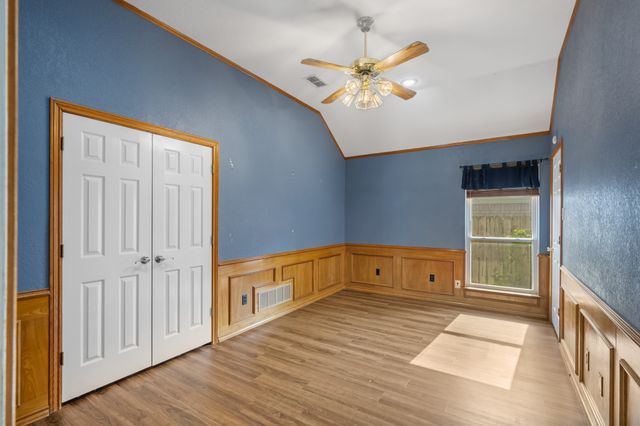 3317 Tiverton Court, Arlington, TX 76001