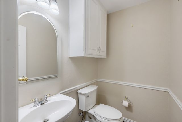 3317 Tiverton Court, Arlington, TX 76001
