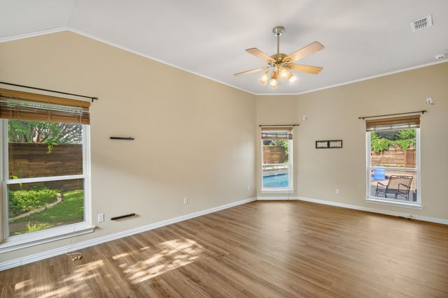 3317 Tiverton Court, Arlington, TX 76001