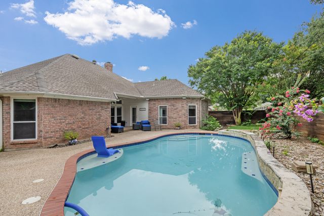 3317 Tiverton Court, Arlington, TX 76001