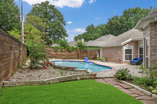 3317 Tiverton Court, Arlington, TX 76001