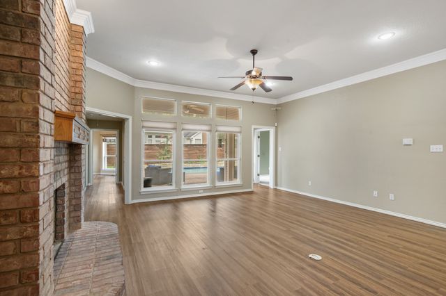 3317 Tiverton Court, Arlington, TX 76001