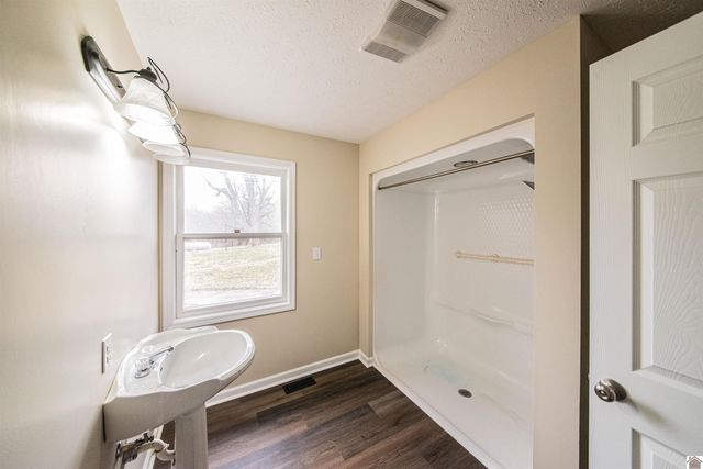 1630 Powers Road, Paducah, KY 42003