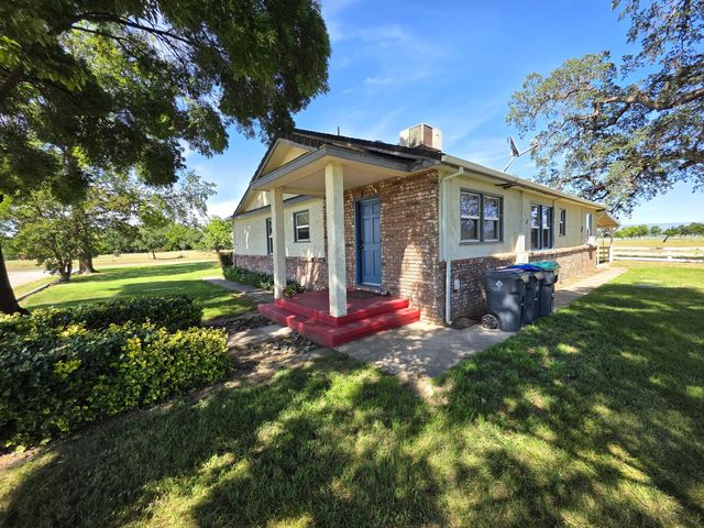 23773 River Road, Corning, CA 96021