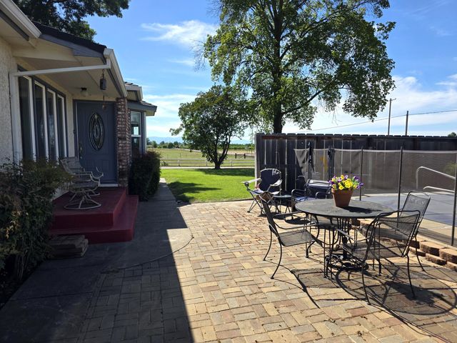 23773 River Road, Corning, CA 96021
