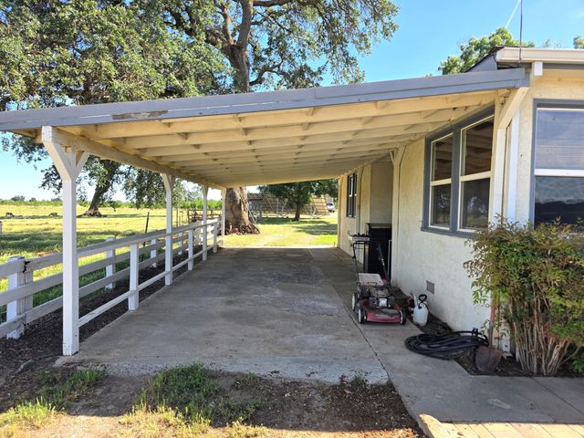 23773 River Road, Corning, CA 96021