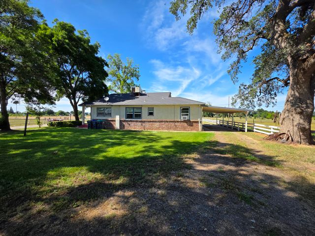 23773 River Road, Corning, CA 96021
