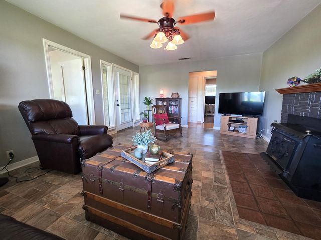 23773 River Road, Corning, CA 96021