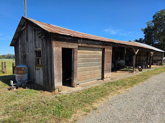 23773 River Road, Corning, CA 96021