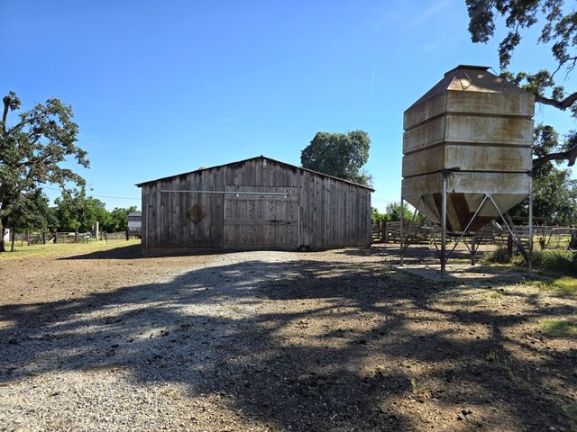 23773 River Road, Corning, CA 96021