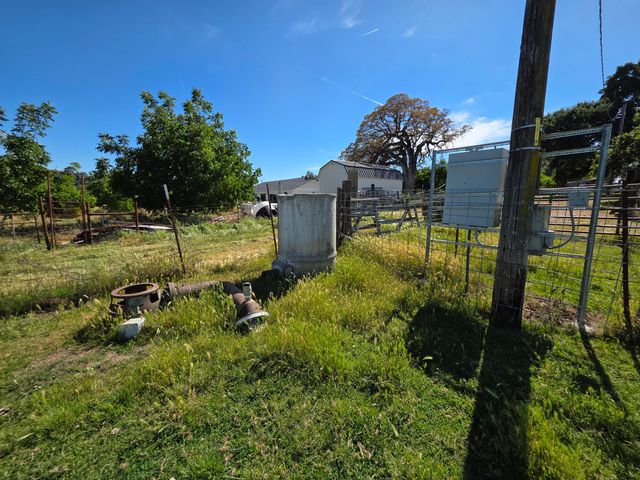 23773 River Road, Corning, CA 96021